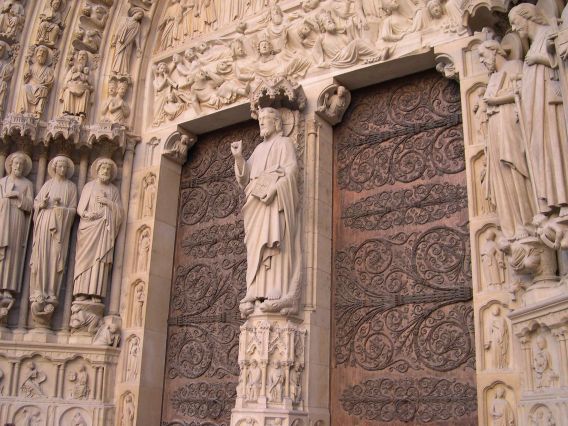  statues